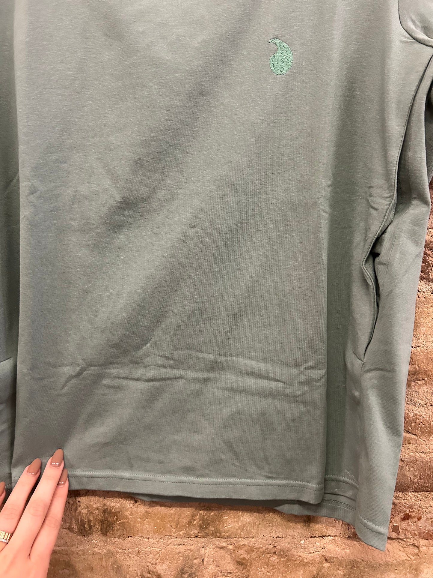 Camiseta Gota de Gotiteta con manchas en forma de rayas en la parte de delante -Talla L