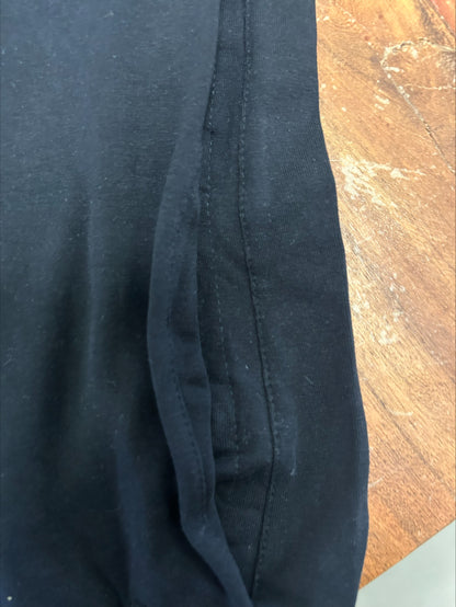 Camiseta Cuando sea Negra con defecto de fabricaciòn-Talla S